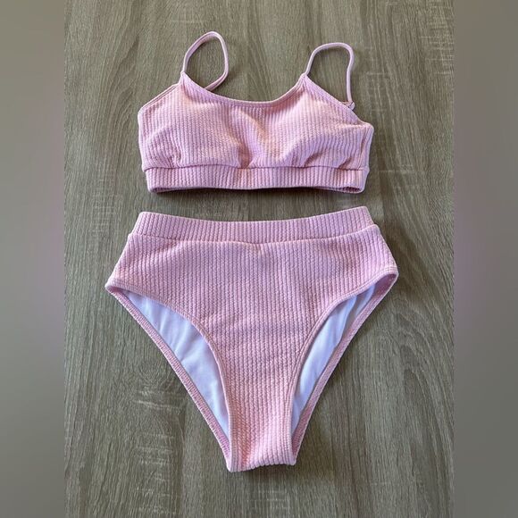 NWOT … Textured “High Waisted”Bikini Set - Picture 1 of 4